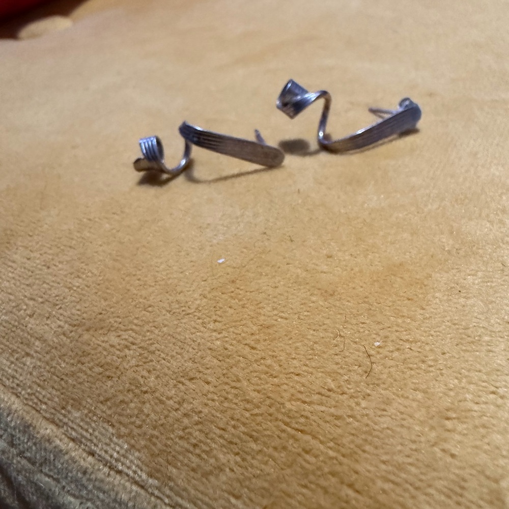 STERLING NATIVE AMERICAN earrings - Picture 2 of 2